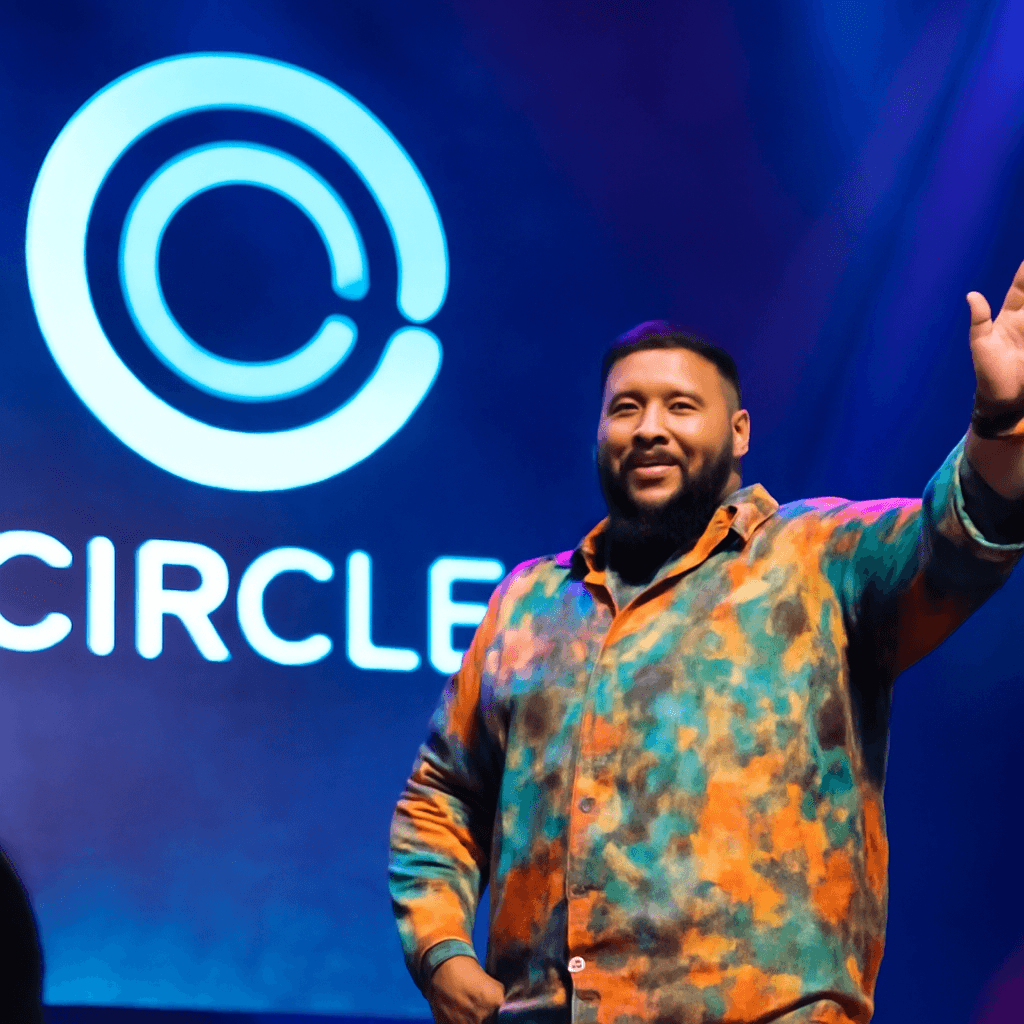 Circle 發文歡迎 DJ Khaled 加入「USDC 團隊」，引發加密貨幣社群反彈，但背景脈絡很重要